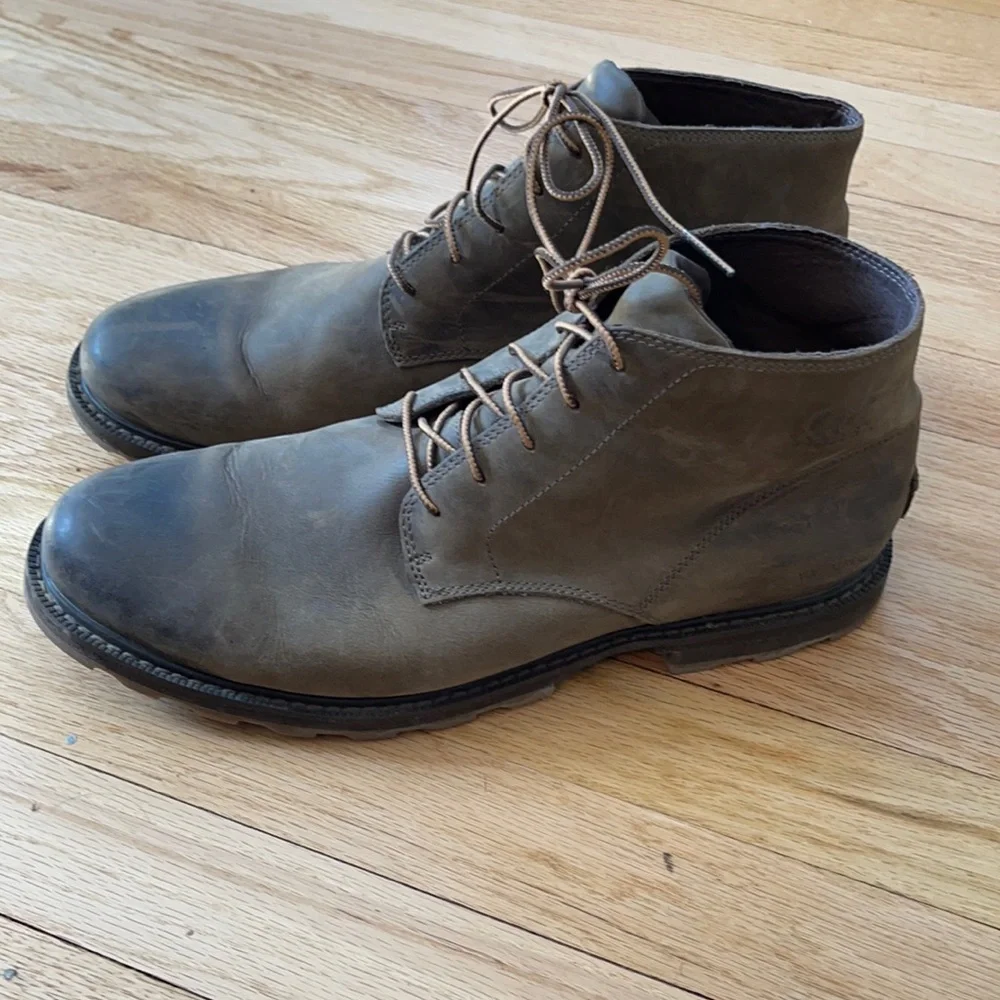 Sorel Men's Taupe Chukka Boots